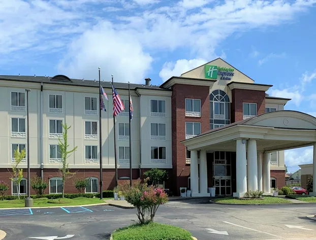 Holiday Inn Express & Suites Tuscaloosa-University by IHG hotel detail image 1