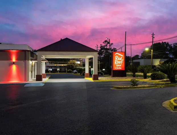 Red Roof Inn & Suites Statesboro - University hotel detail image 4