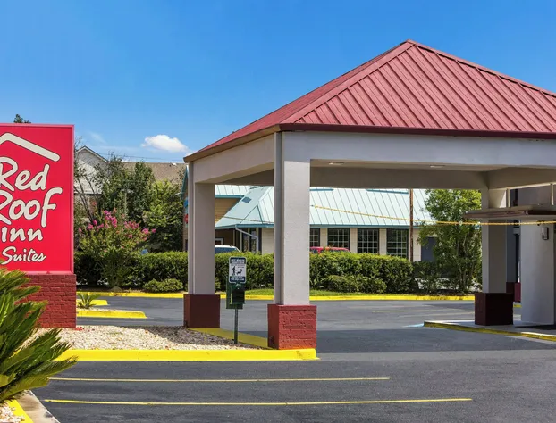 Red Roof Inn & Suites Statesboro - University hotel detail image 3