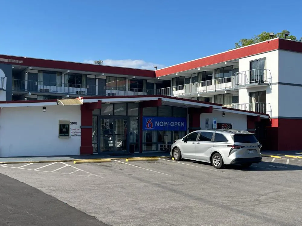 Motel 6 Raleigh, NC - Downtown South hotel hero