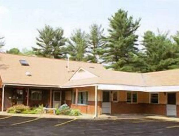 Hill - Brook Motel hotel detail image 1