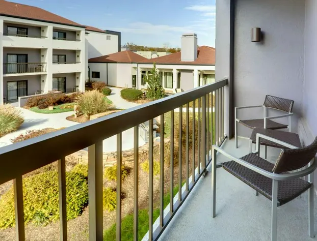 Courtyard by Marriott Greenville Haywood Mall hotel detail image 1