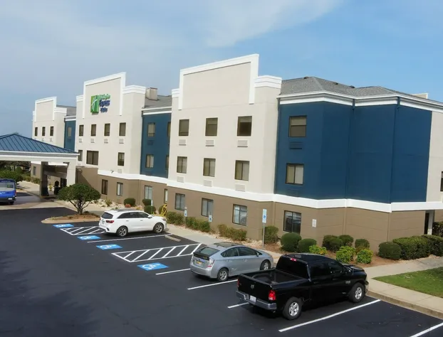 Holiday Inn Express & Suites Greenville Airport by IHG hotel detail image 1