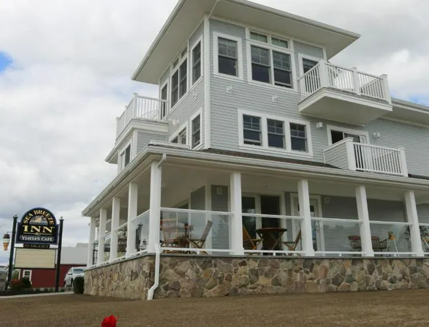 The Sea Breeze Inn hotel detail image 1