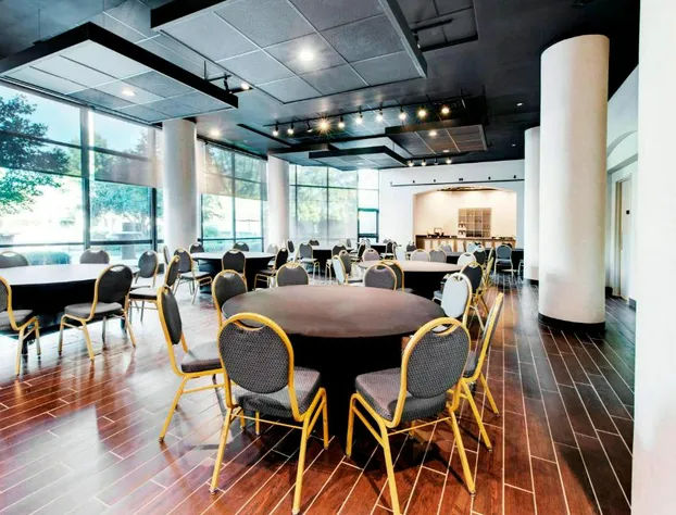 Greenville Marriott hotel detail image 4