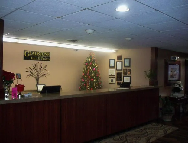 Gladstone Inn & Suites hotel detail image 3