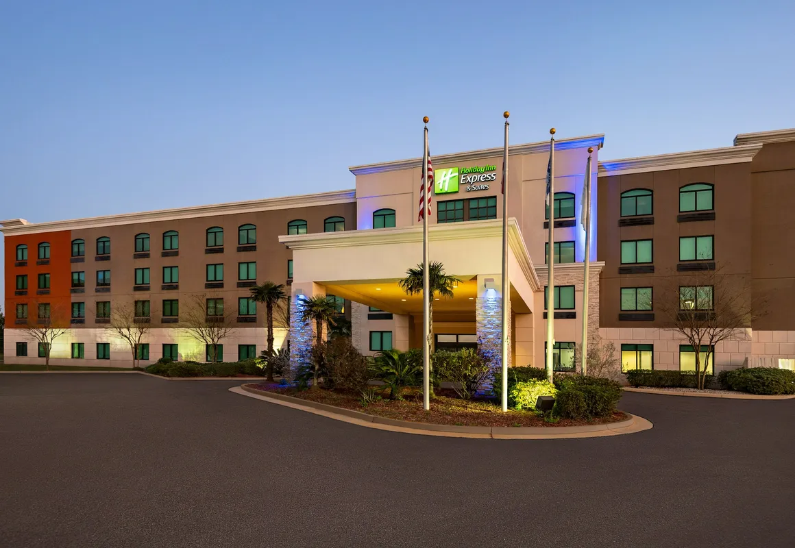 Holiday Inn Express & Suites Mobile West I-10 by IHG hotel hero