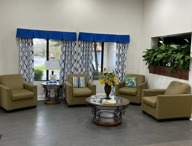 Days Inn & Suites by Wyndham Mobile hotel detail image 2