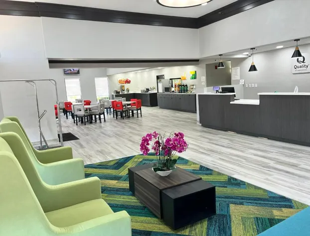 Quality Inn & Suites at Airport Blvd I-65 hotel detail image 4