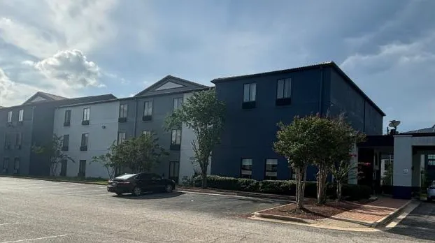 Quality Inn & Suites at Airport Blvd I-65 hotel detail image 4