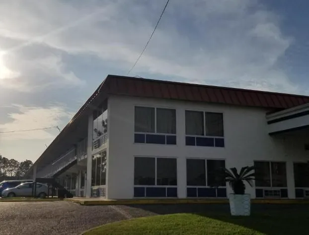 Family Inns Of America - Mobile hotel detail image 3