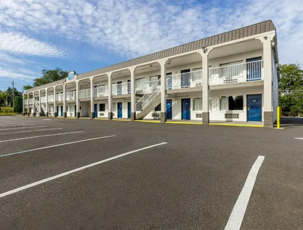 Motel 6 Culpeper, VA hotel detail image 3