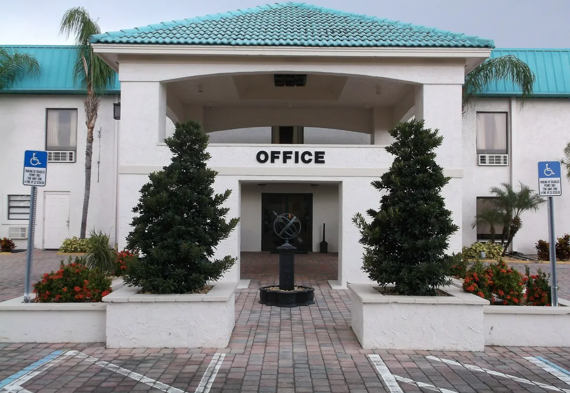 Days Inn Lake Okeechobee hotel hero