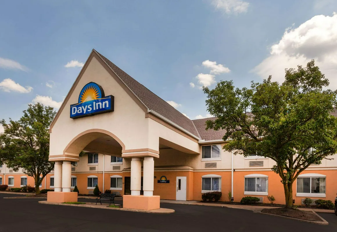 Days Inn by Wyndham Milan Sandusky South hotel hero