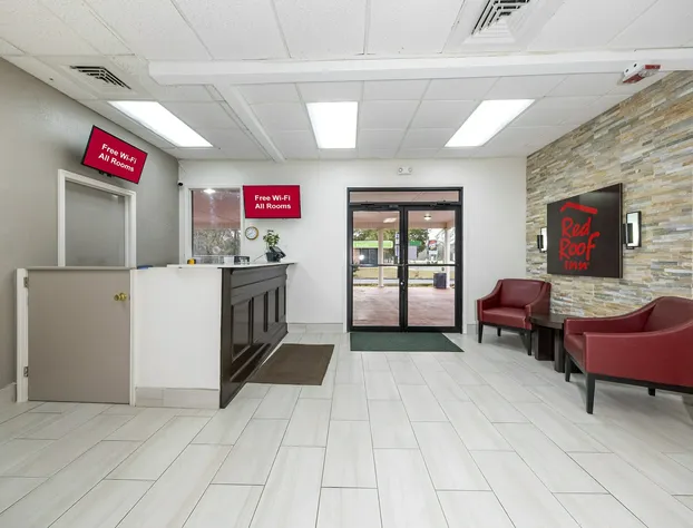 Red Roof Inn Bay Minette hotel detail image 2