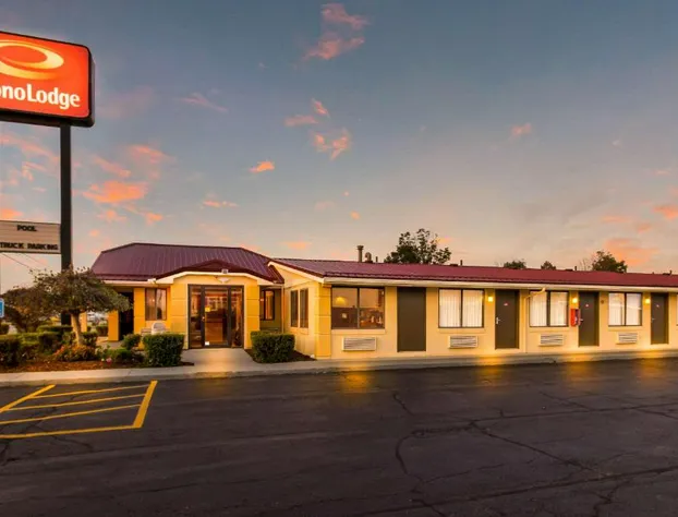 Econo Lodge Norwalk hotel detail image 4