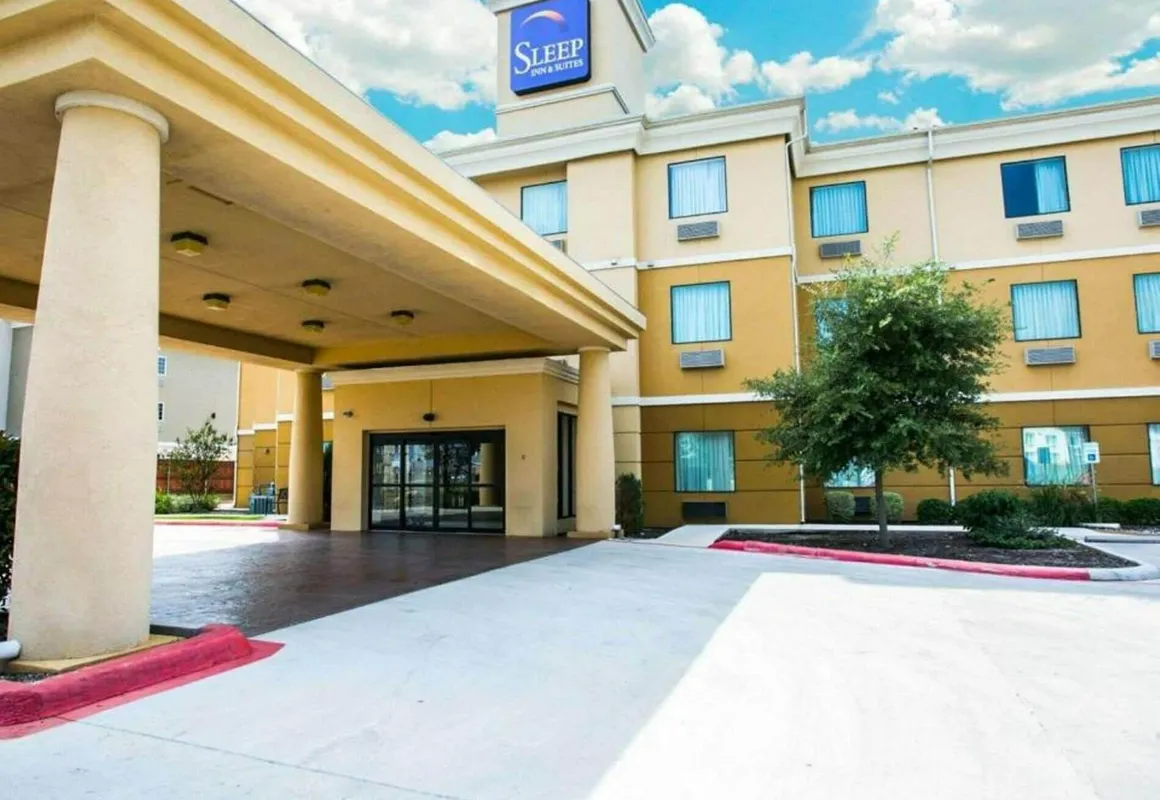 Sleep Inn & Suites New Braunfels hotel hero