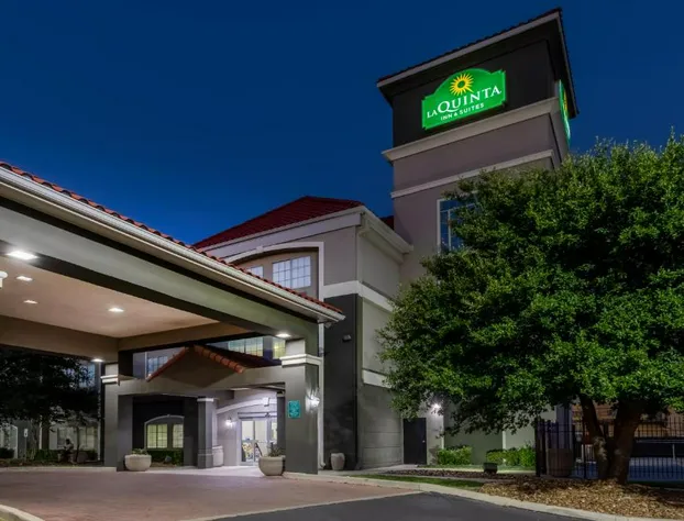 La Quinta Inn & Suites by Wyndham New Braunfels hotel detail image 3
