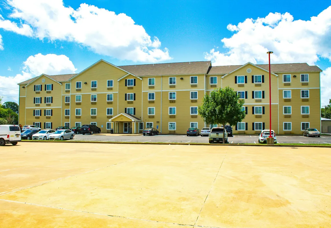 Siegel Select Alexandria hotel hero