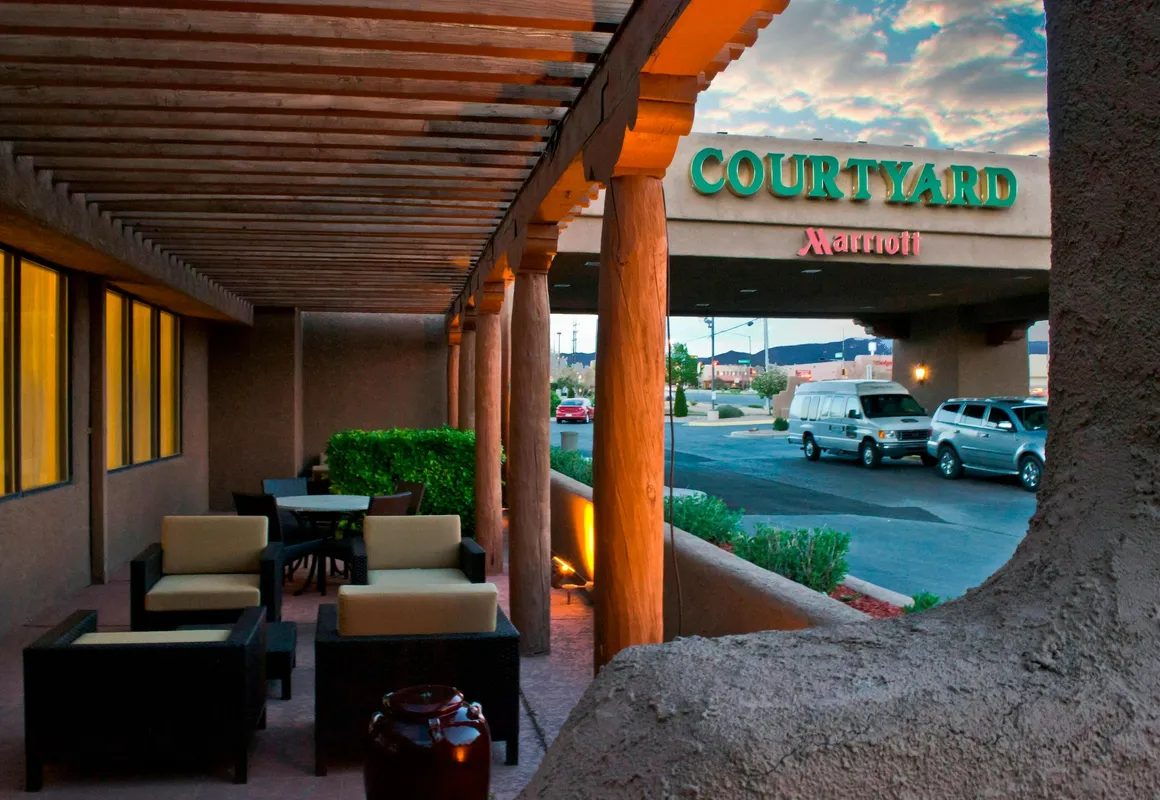 Courtyard by Marriott Santa Fe hotel hero