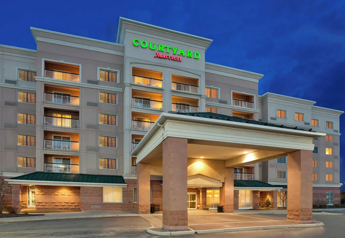 Courtyard by Marriott Toronto Vaughan hotel hero