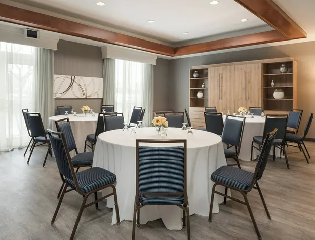 Courtyard by Marriott Toronto Vaughan hotel detail image 3