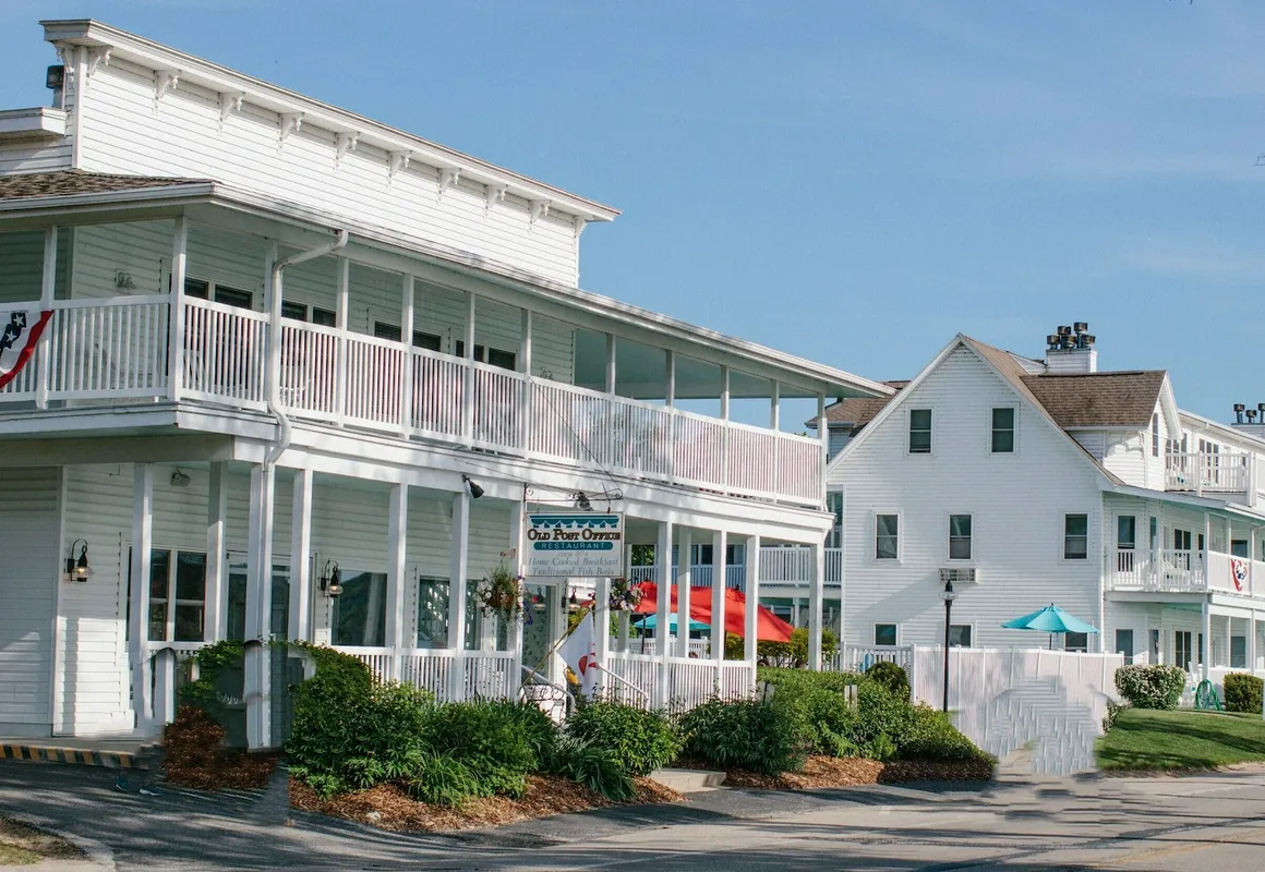 Edgewater Resort hotel hero