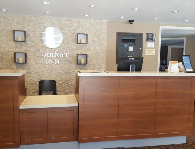 Comfort Inn Toronto North hotel detail image 4