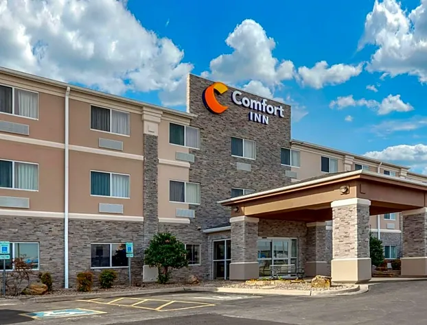 Comfort Inn Oklahoma City South - I-240 hotel detail image 1