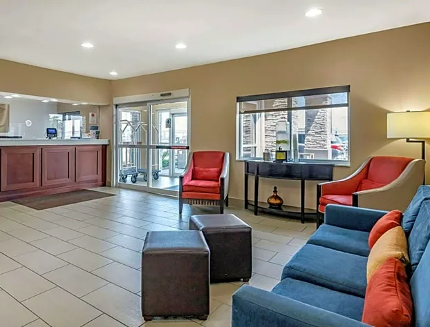 Comfort Inn Oklahoma City South - I-240 hotel detail image 3