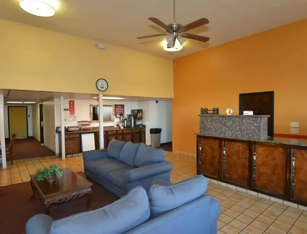 Econo Inn and Suites hotel detail image 3