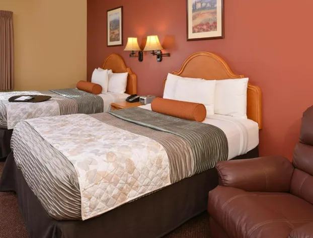 Country Hearth Inn & Suites Edwardsville St. Louis hotel detail image 4