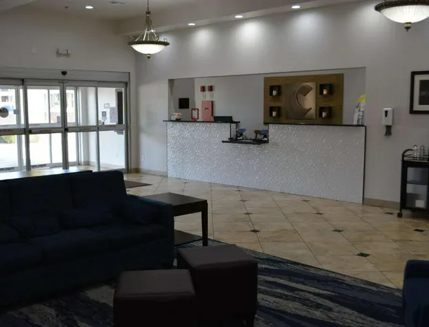 Comfort Suites Yukon - SW Oklahoma City hotel detail image 4