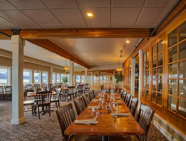 Land's End Resort hotel detail image 4