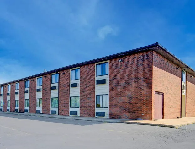 Capital O Amerihost Inn and Suites Mexico Hwy 54 MO hotel detail image 2