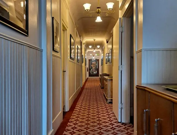 Van Gilder Hotel hotel detail image 4