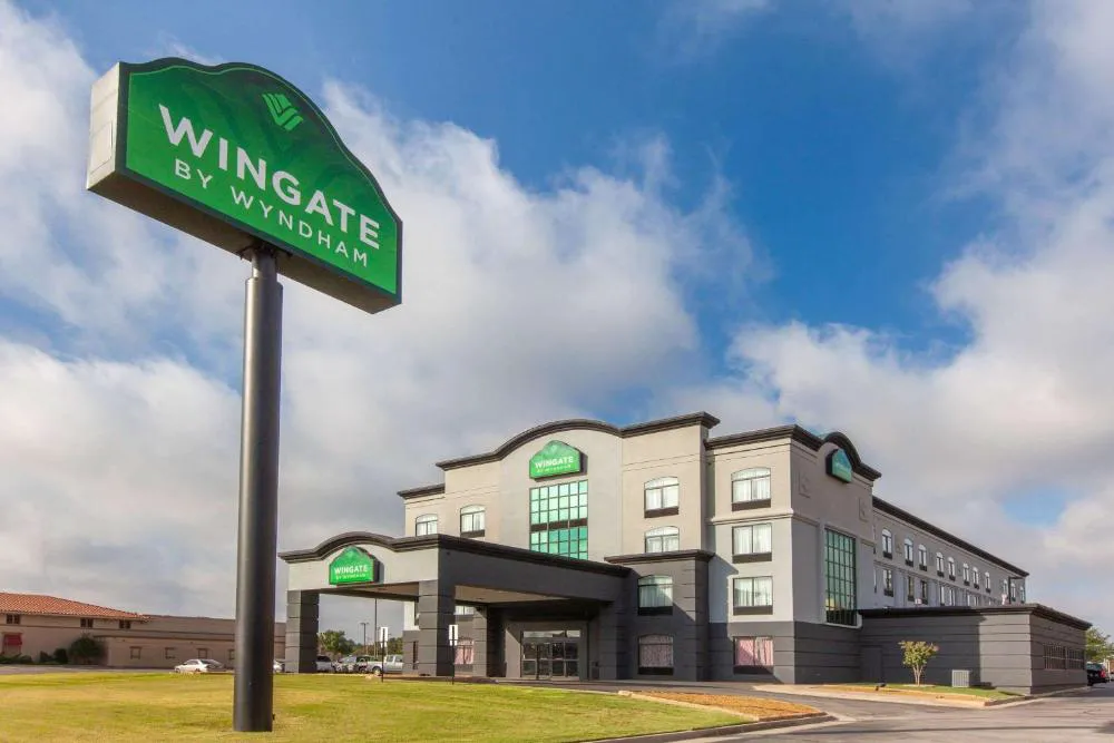 Wingate by Wyndham Oklahoma City/Airport hotel hero