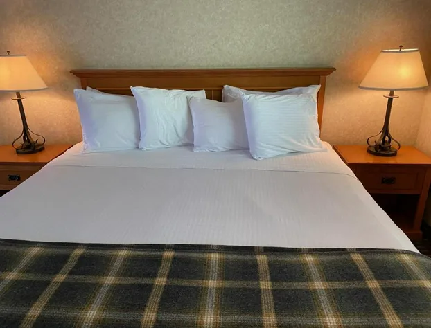 Cousins Country Inn hotel detail image 3
