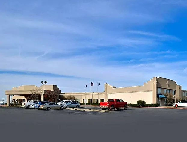 Quality Inn Oklahoma City Airport hotel detail image 1