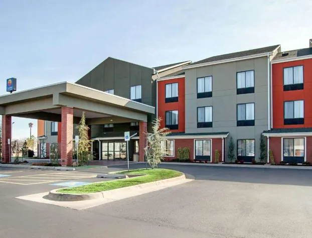 Comfort Inn & Suites Norman near University hotel detail image 1