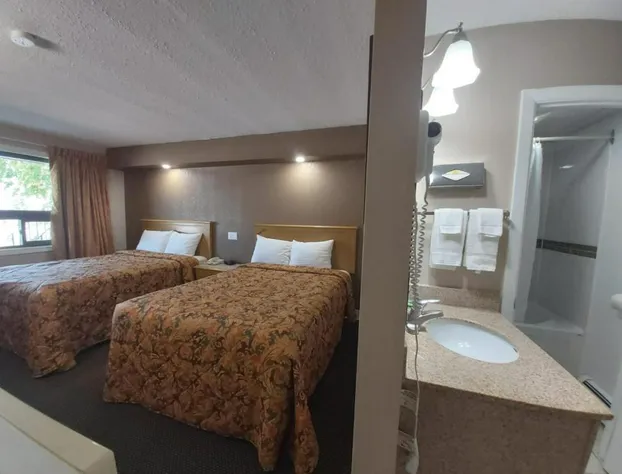 Arnprior Motor Inn hotel detail image 4