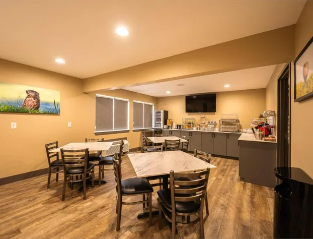 Cobblestone Inn & Suites - Trenton hotel detail image 2