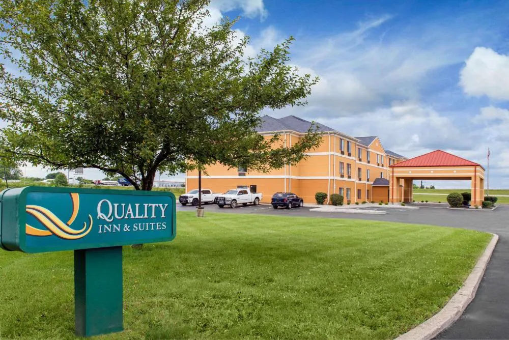 Quality Inn & Suites Anderson I-69 hotel hero