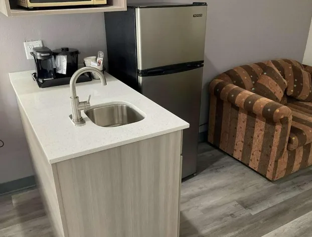 Microtel Inn & Suites by Wyndham Clarksville hotel detail image 2