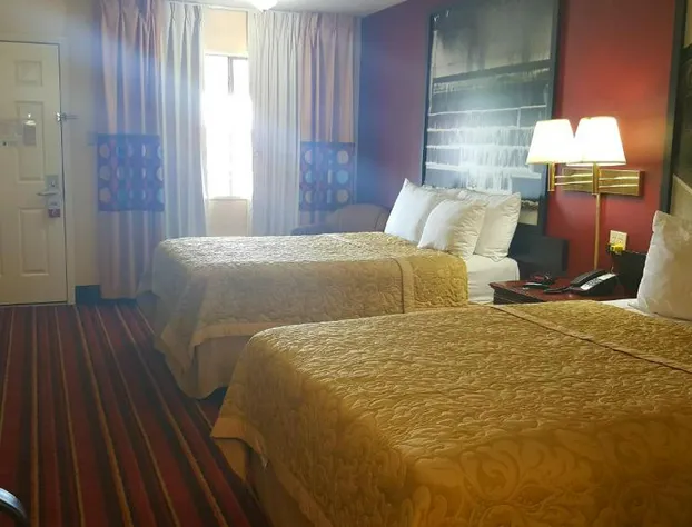 Super 8 by Wyndham Temple S. General Bruce hotel detail image 3