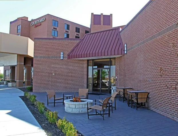 Courtyard Killeen Marriott hotel detail image 2