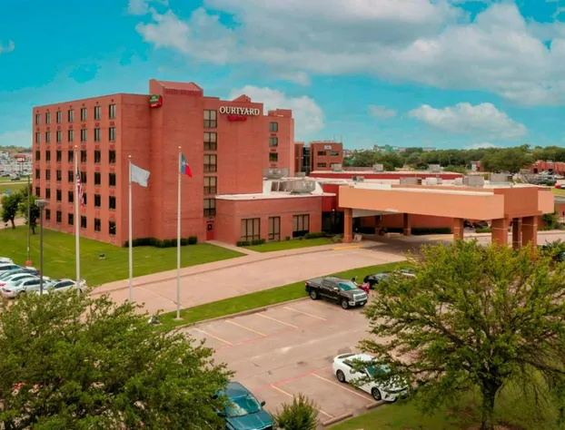 Courtyard Killeen Marriott hotel detail image 1