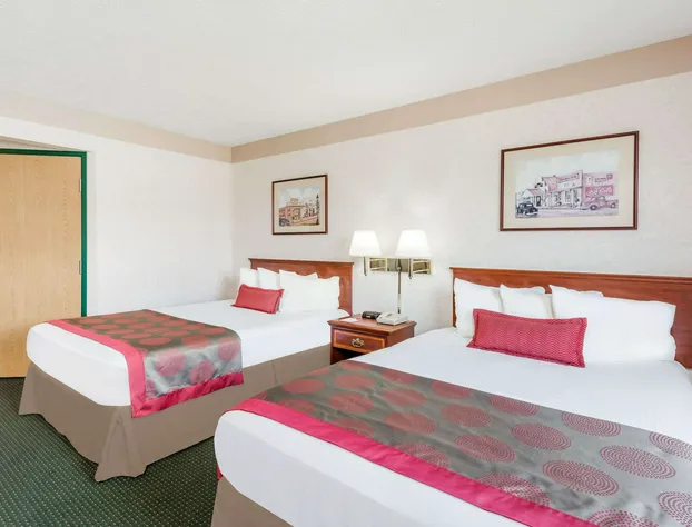 Ramada by Wyndham Strasburg Dover hotel detail image 4