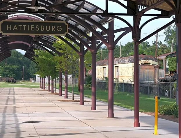 Red Lion Inn & Suites Hattiesburg hotel detail image 4