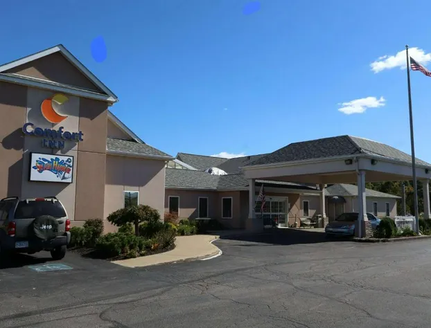 Comfort Inn Splash Harbor hotel detail image 1